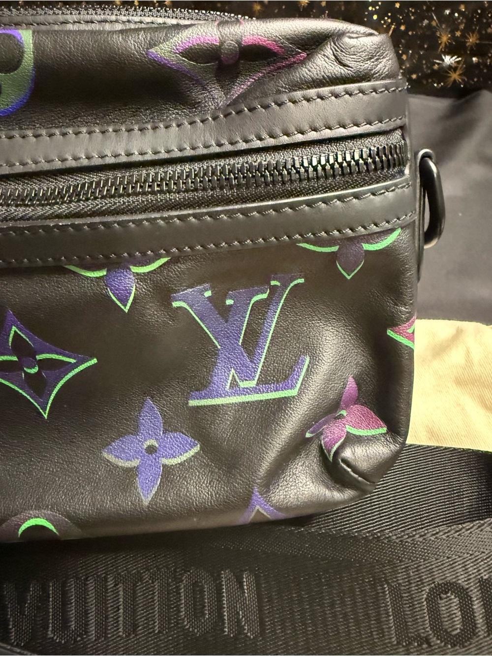 *RARE* Louis Vuitton Comet Messenger PM - Picture 6 of 13